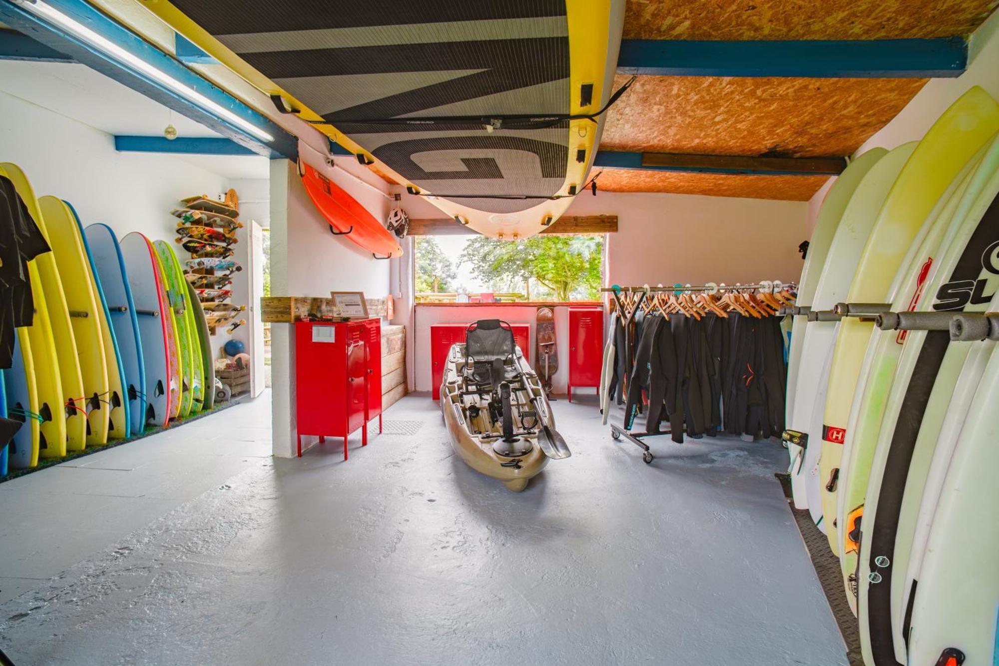 H.A.N.D Surf Hostel Langre  Exterior photo